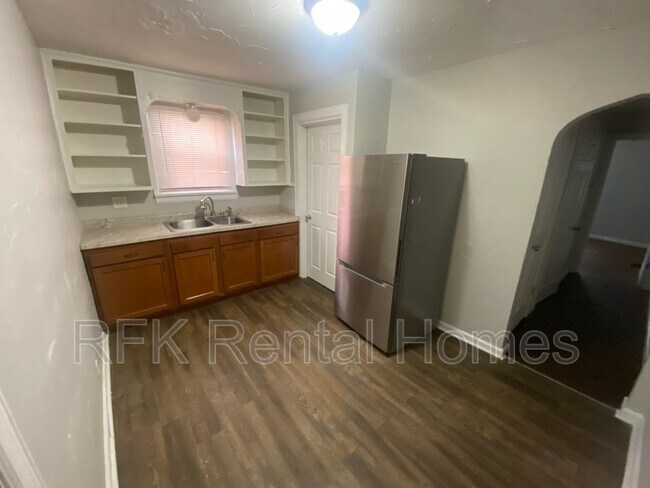 Photo - 523 N Temple Ave