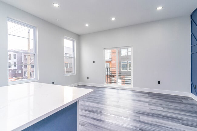 Photo - 1325 N 18th St Unidad B