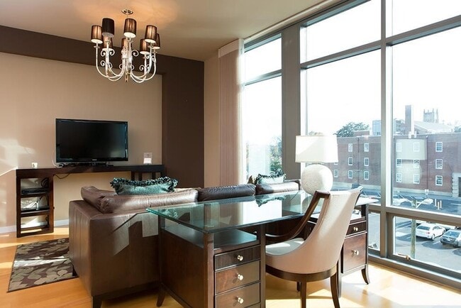 Photo - FULLY FURNISHED Studio in Nashville's Prem...