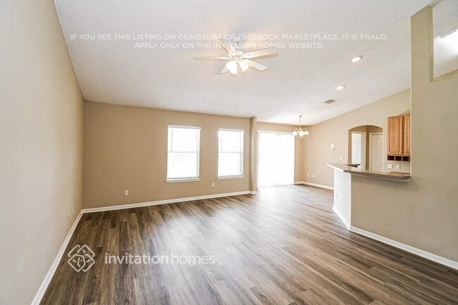 Photo - 6886 Wall Springs Dr