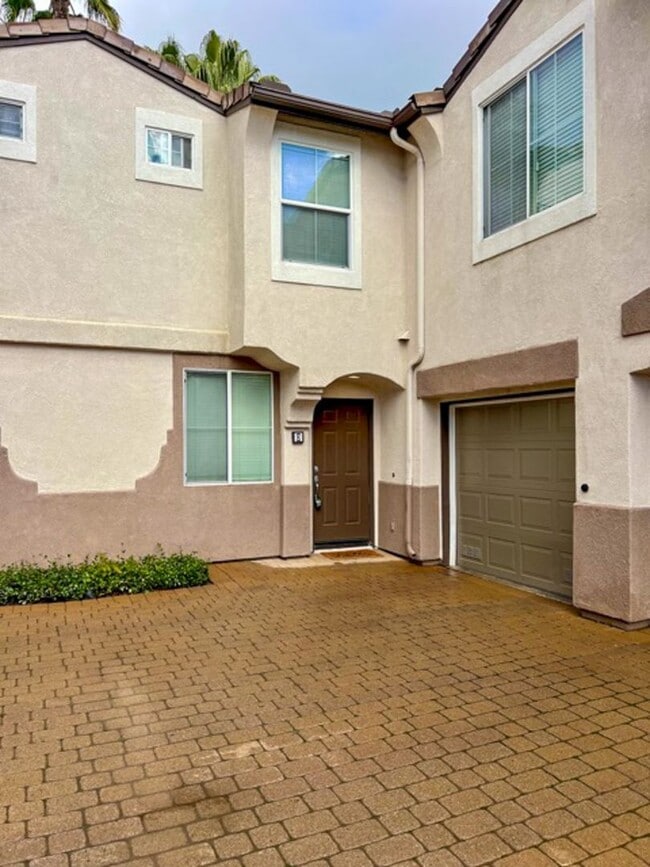 Photo - Beautiful 2 bedroom Condo located in Murrieta for LEASE