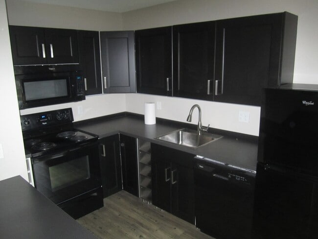 931 Madison Ave Unit A 33