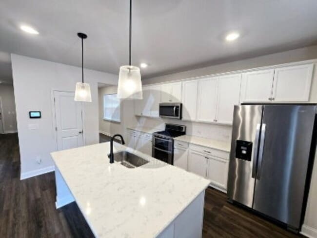 Photo - 19 Rushing View Glen