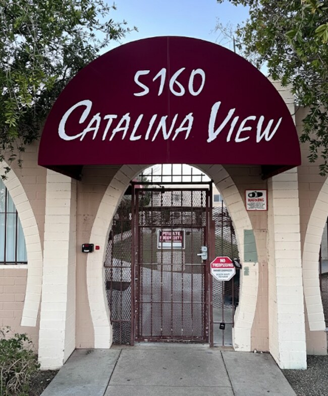 Photo - **MOVE IN SPECIAL!**Central- 2 bedroom/ 2 bathroom apartment Unit CA5160-208