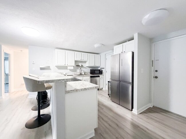 Photo - 215 Winter St Unit APT 1P