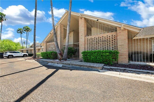 Photo - 16 Hibiscus Ave Unidad 16