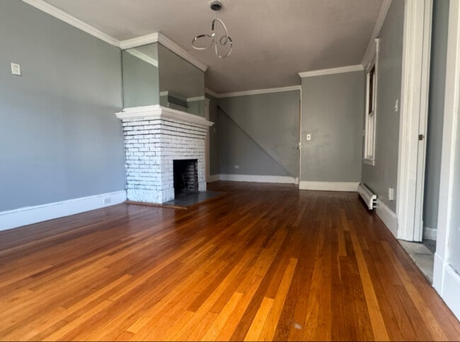 Building Photo - 76 Porter St Rental