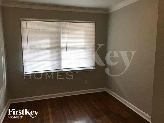 Photo - 1094 E Shelby Dr