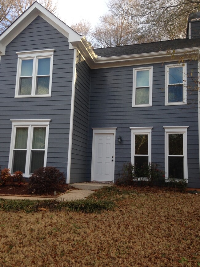 Building Photo - Wakefield Rental