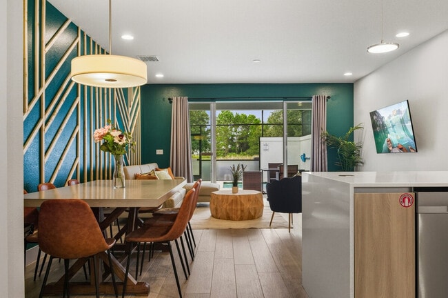 Building Photo - 17407 Hidden Forest Dr Unit ID1459470P