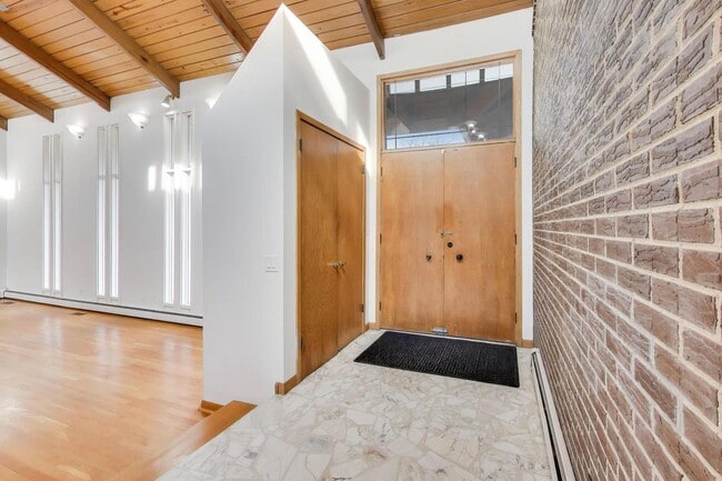 Photo - 60 Sheffield Ln