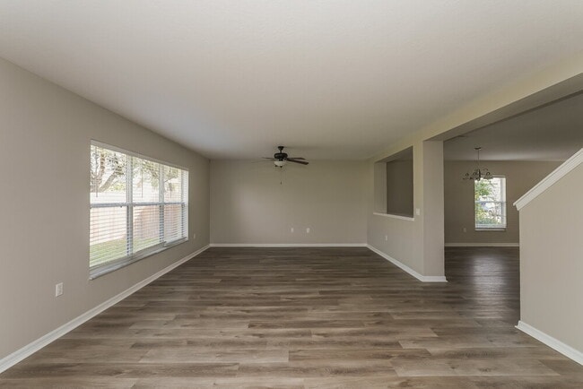 7345 Hunters Greene Cir
