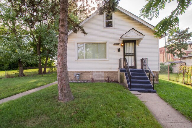 Photo - 15104 Halsted St House