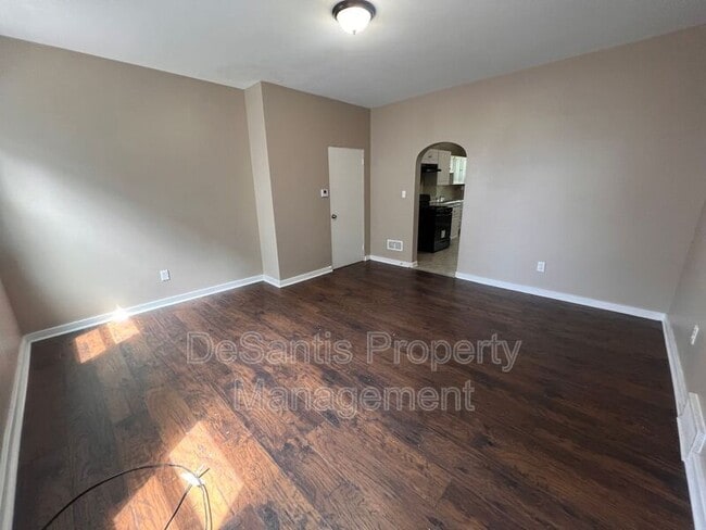 Photo - 1104 Brabec St