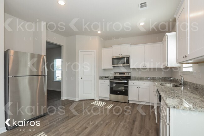 Photo - 3529 Bridgewood Dr