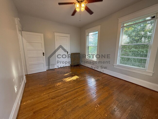 Photo - 420 Allison Ave SW Unit Apt 3