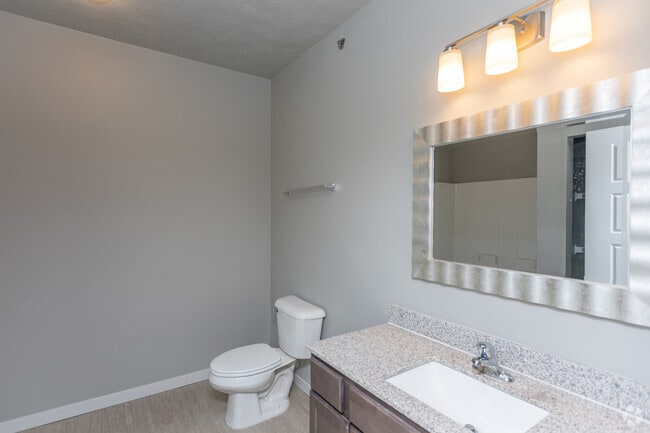 1BR, 1BA - 620SF