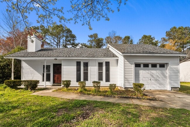 Building Photo - Welcome to Springdale Acres!