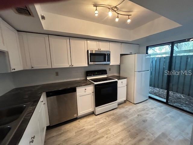 Photo - 5647 Summerside Ln Unit 41A