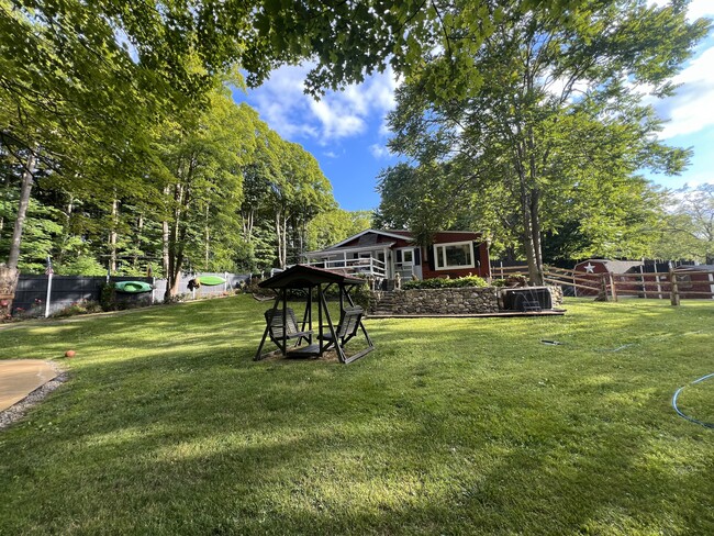 Building Photo - 149 Jaycox Rd Rental