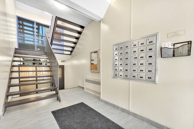 Photo - Thomas Apartments