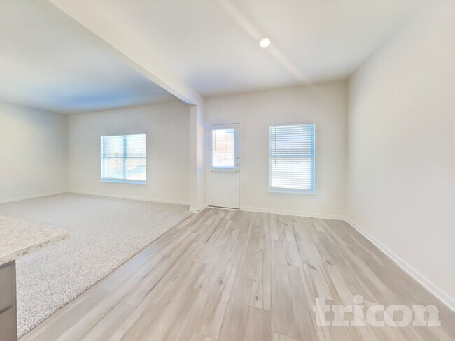 Photo - 1917 Belmont Dr