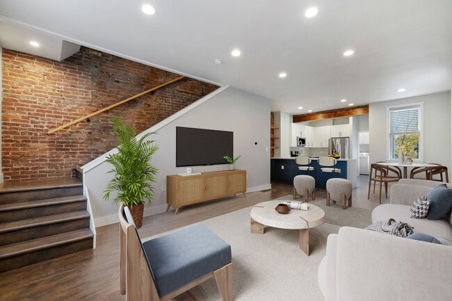 Photo - Gorgeous 3 BD/ 2.5 BA Located in Lawrenceville!