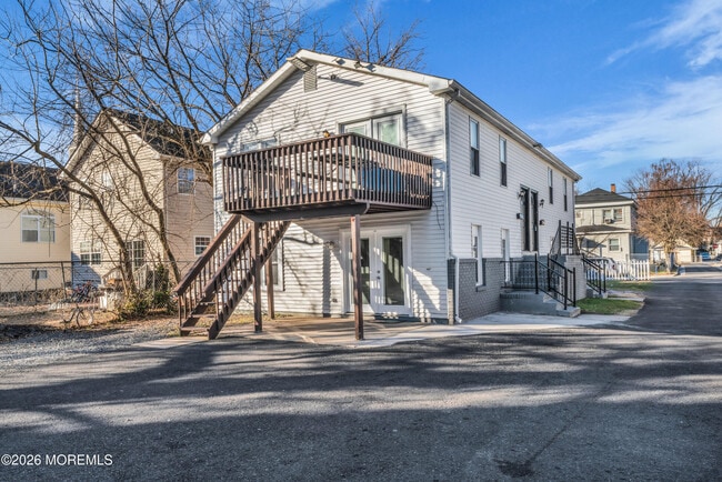 Photo - 148 Dewitt Ave