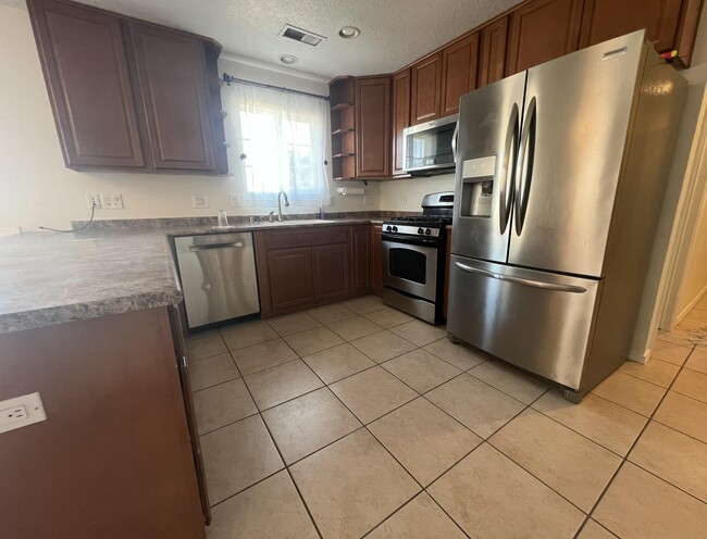 Photo - 6116 Cloudcroft Rd NW