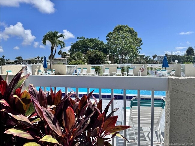 Photo - 1537 SE Royal Green Cir Unit 206