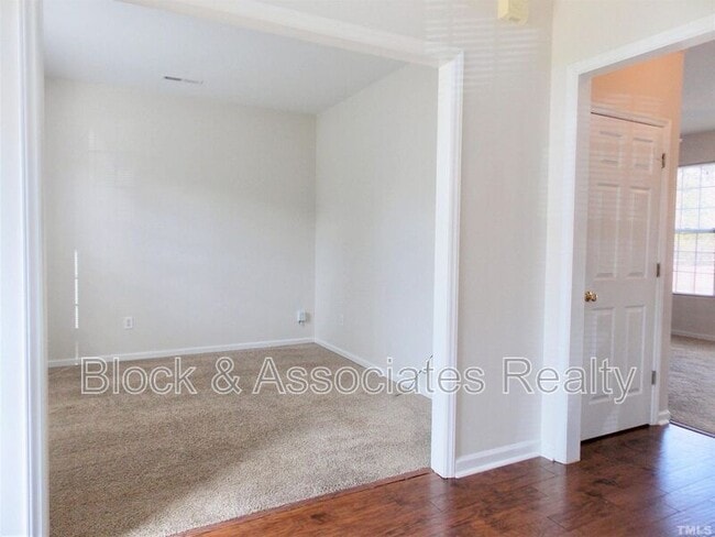 Photo - 201 Capello Ct