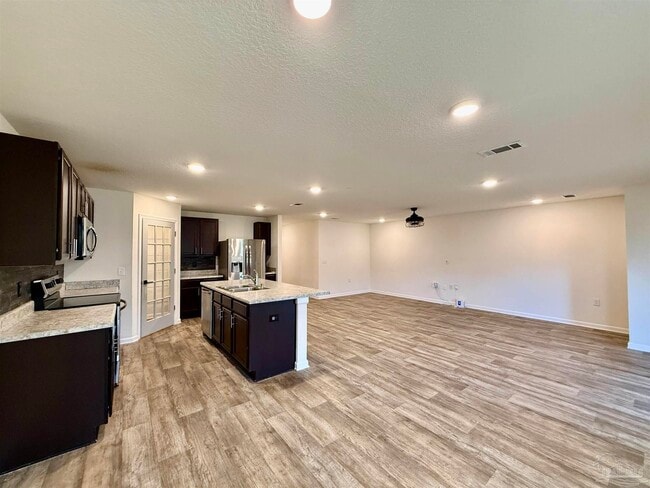 Photo - 6420 Churchill Cir