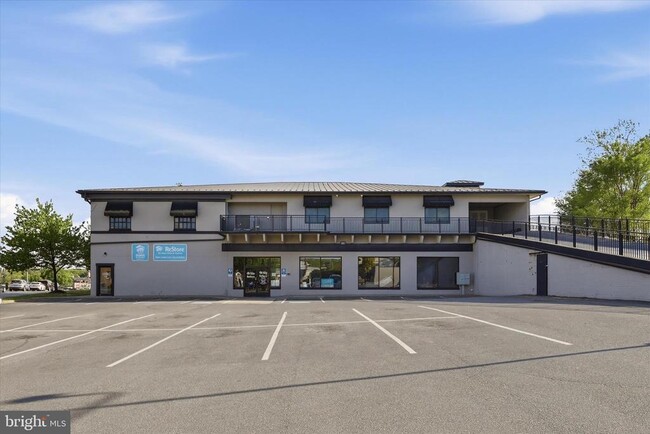 Photo - 443 Millwood Ave Unit 4