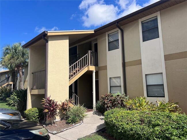 Building Photo - 10177 Sailwinds Blvd S Unit 202 Rental
