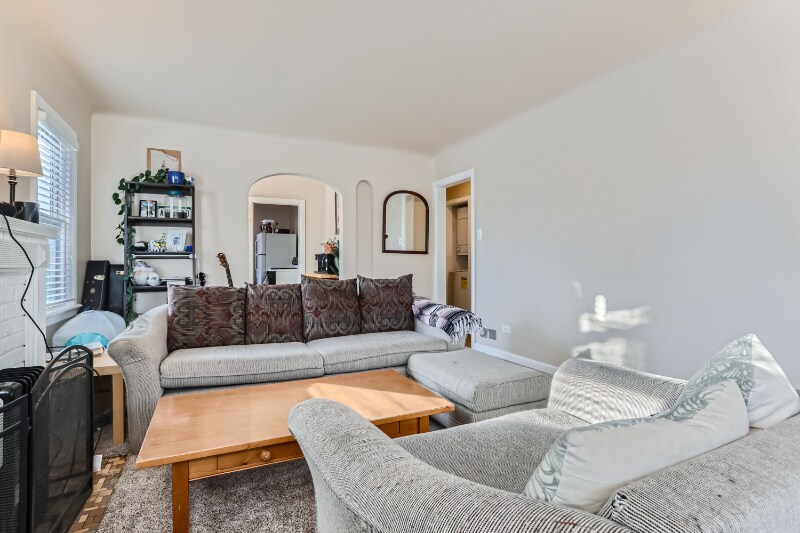 Photo - 759 Bellaire St