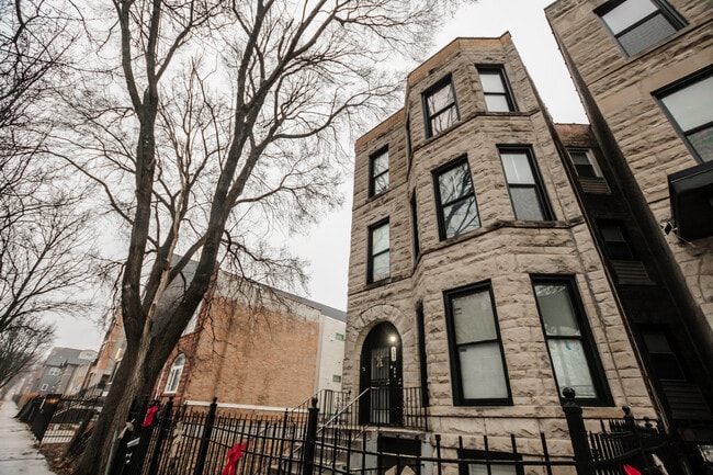 Photo - 4837 S St Lawrence Ave Unit 3