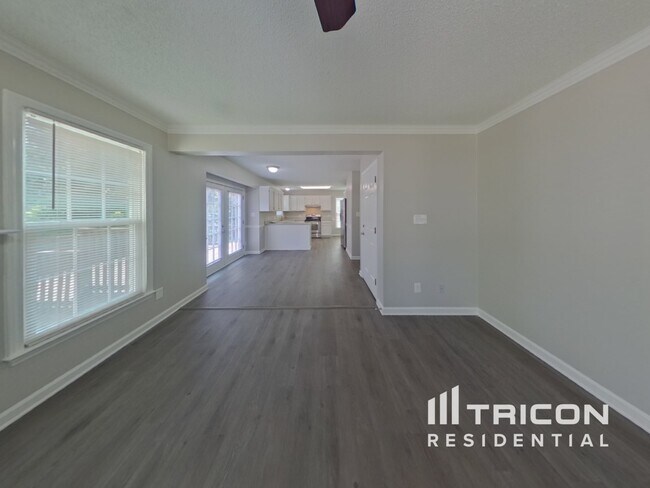 Photo - 7824 Trotter Rd