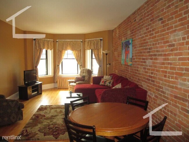 Photo - 3 br, 2 bath Condo - 1169 Commonwealth Ave... Unidad Apt 2E