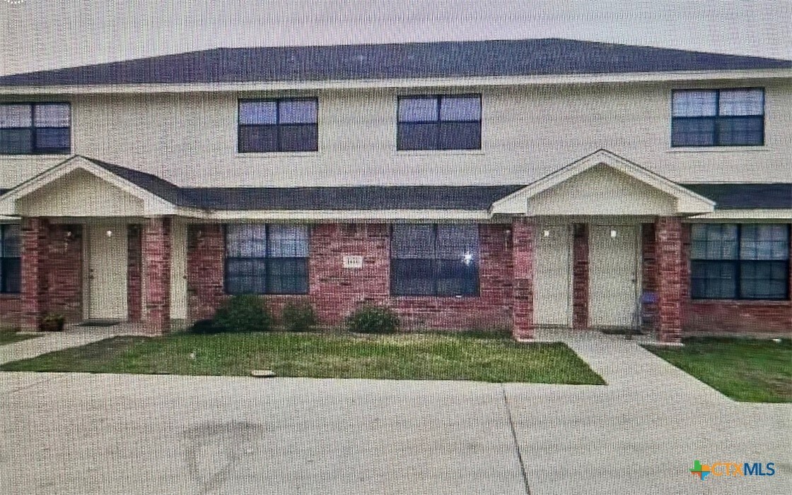 Photo - 1010 Lansberry Ct Unit B