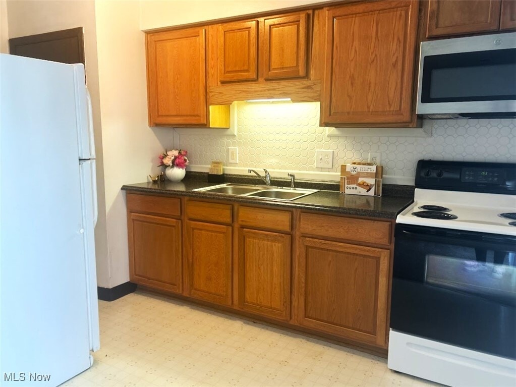 Photo - 105 Wildwood Dr