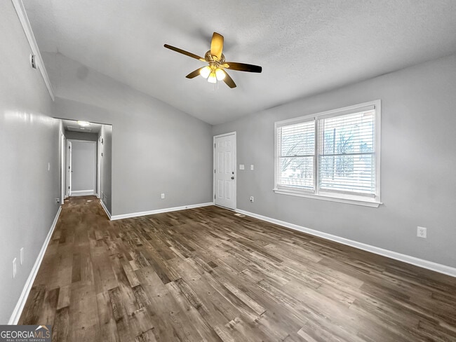 Photo - 209 Wesley Mill Ln