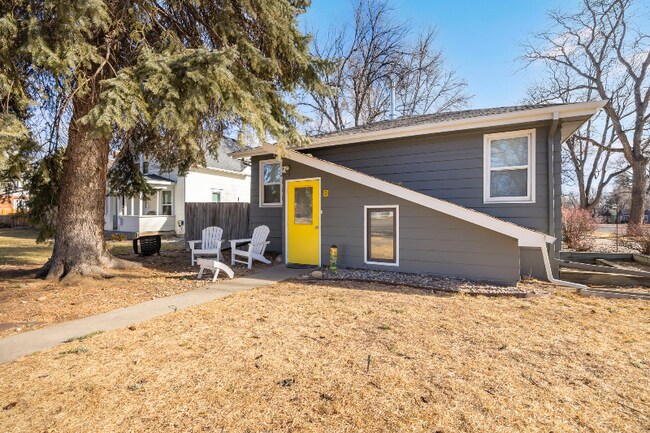 Photo - 202 Edwards St House