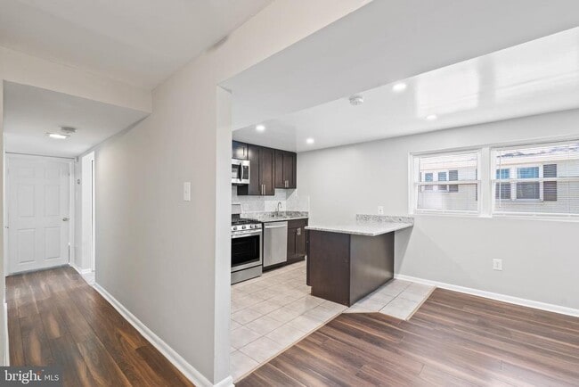 Photo - 1606 Opus Ave