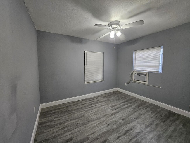 Building Photo - 1600 NW 93rd St