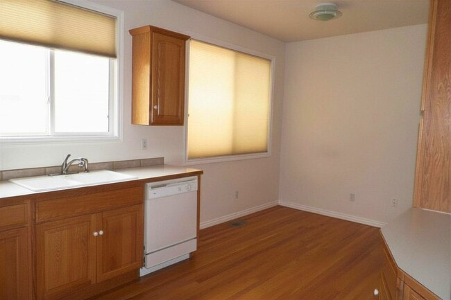 Photo - Spacious Ranch Patio Home in Desirable Southridge – Finished Basement & Garage