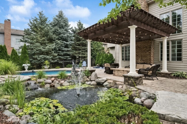 Building Photo - 3179 Kingbird Ln