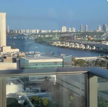 Photo - 1600 NE 1st Ave Unidad 2006