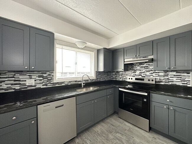 Photo - 1408 Carol St Unit B3