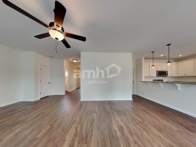 Photo - 455 Sunbury Dr