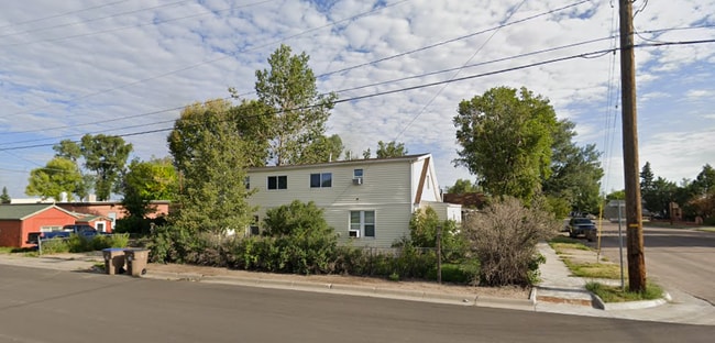 Building Photo - 360 N Pine St